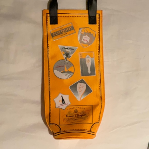 Veuve Clicquot carrying bag with black handles